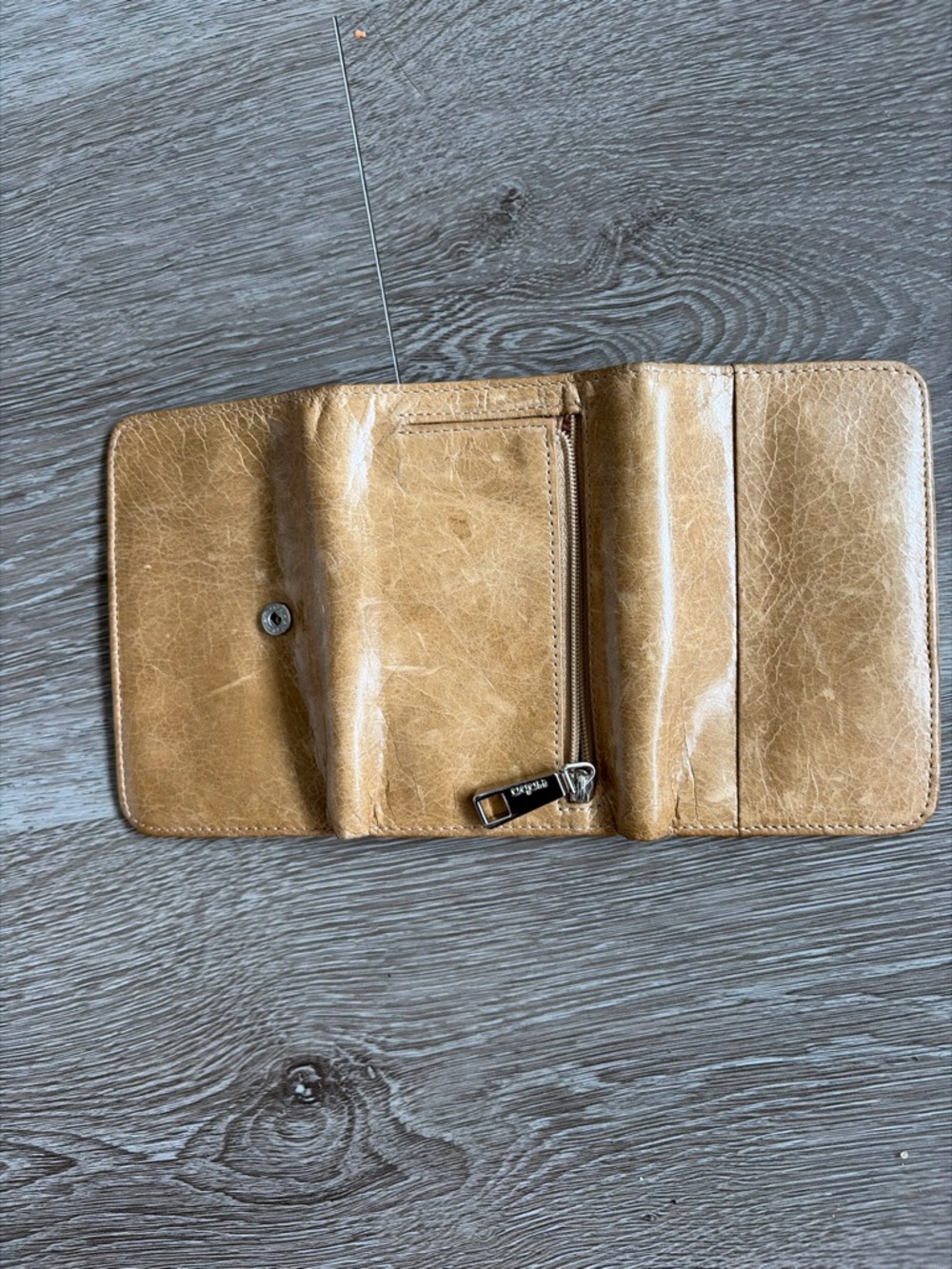 Hobo international Leather‎ Trifold Wallet in Tan